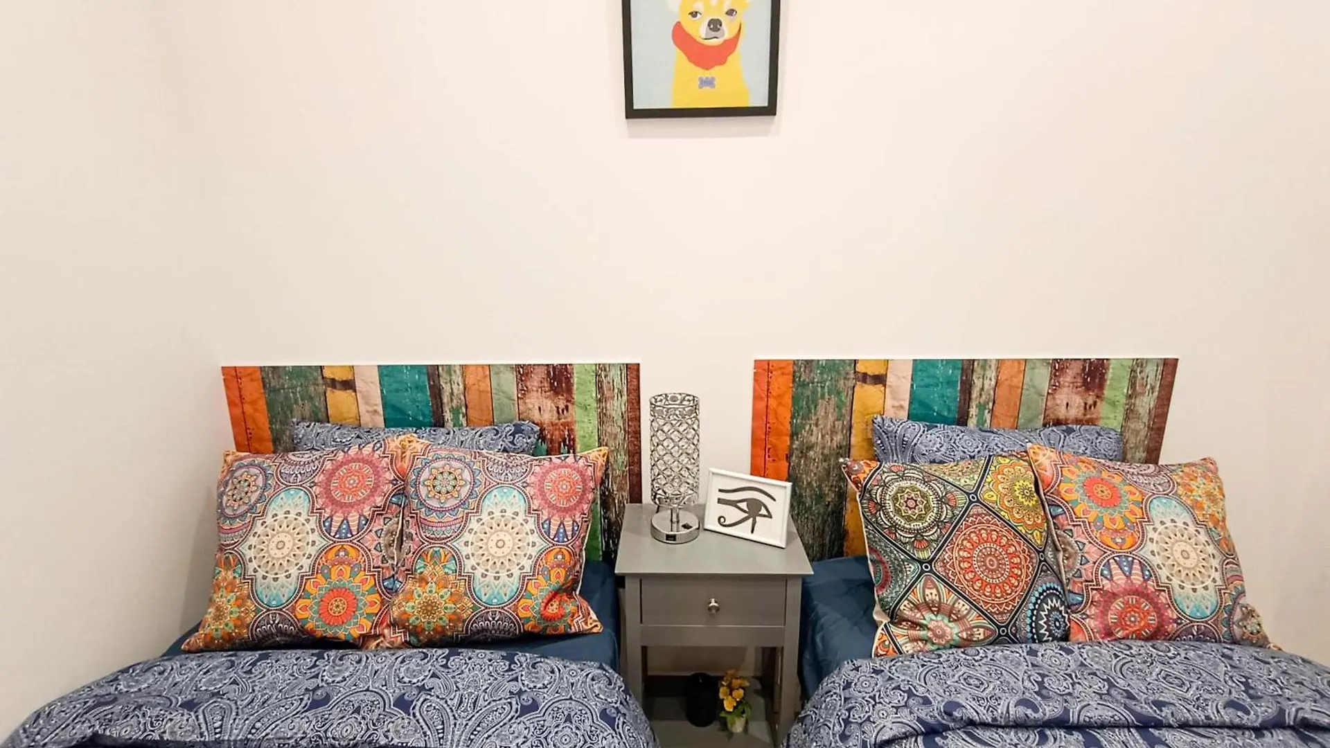 برشلونة Private Rooms Next Liceu 0*,  إسبانيا